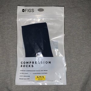 NWT FIGS Compression socks